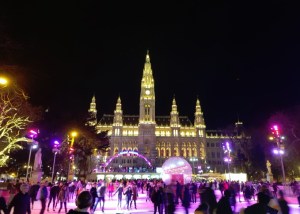 Rathaus e pattinaggio su ghiaccio